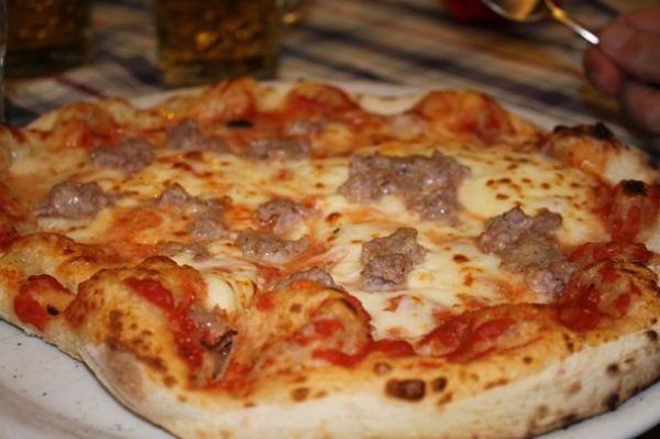 pizza-salsiccia